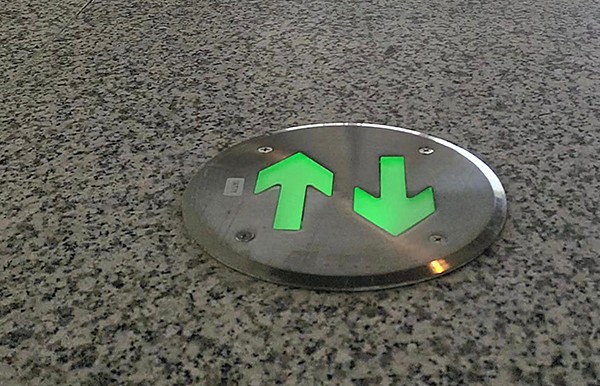 煙霧對智能疏散指示系統(tǒng)的運(yùn)行有何影響？
